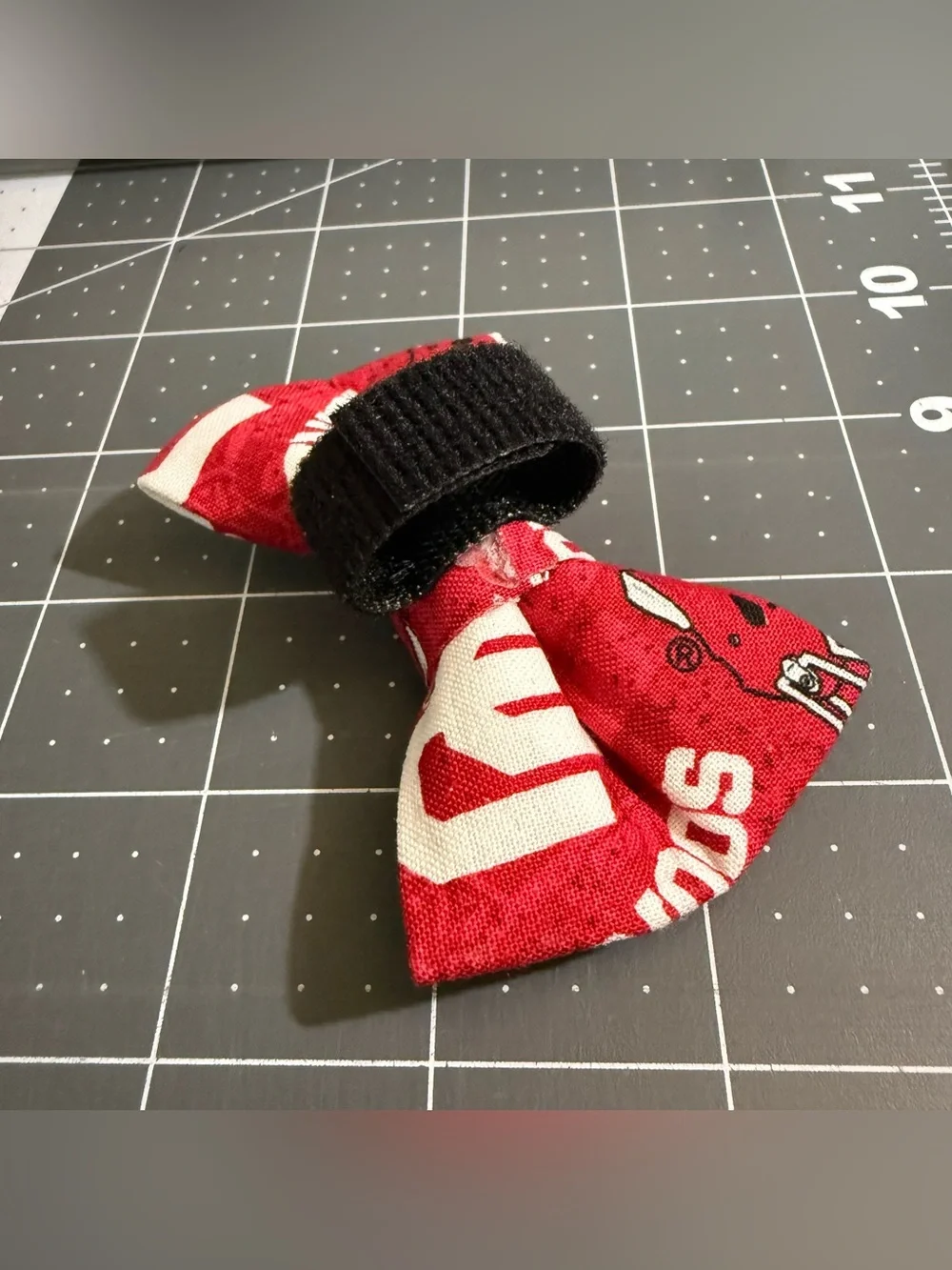 OU Pet Bowtie (medium)